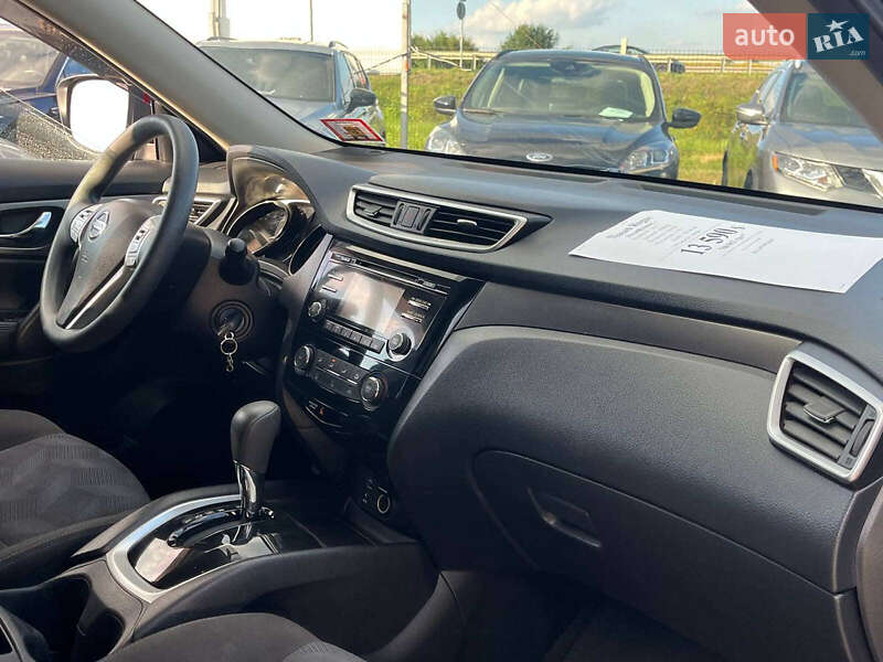 Внедорожник / Кроссовер Nissan Rogue 2015 в Львове