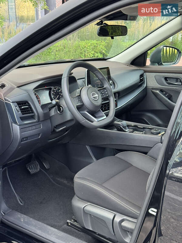 Внедорожник / Кроссовер Nissan Rogue 2022 в Киеве