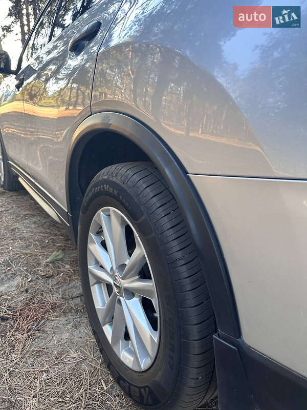 Позашляховик / Кросовер Nissan Rogue 2017 в Дніпрі фото 13 Позашляховик / Кросовер Nissan Rogue 2017 в Дніпрі