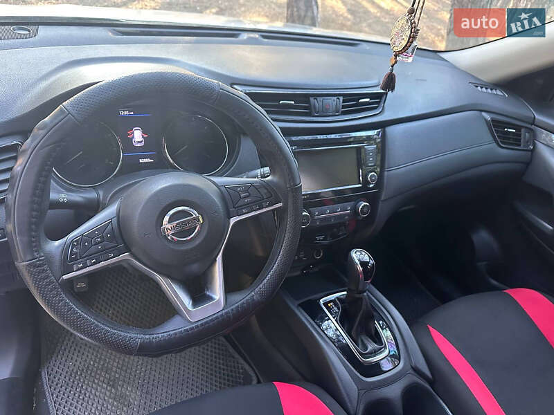 Позашляховик / Кросовер Nissan Rogue 2017 в Дніпрі фото 25 Позашляховик / Кросовер Nissan Rogue 2017 в Дніпрі