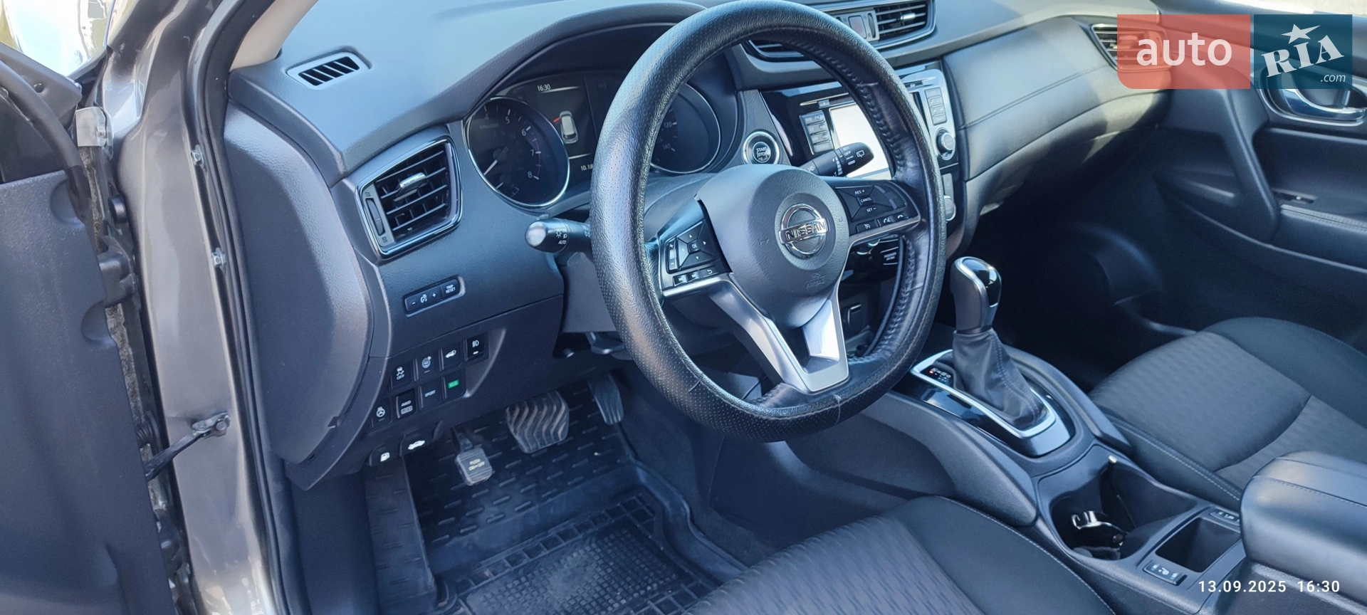 2017 Nissan Rogue - мініатюра 9