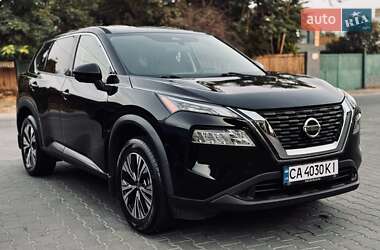 Позашляховик / Кросовер Nissan Rogue 2021 в Дніпрі