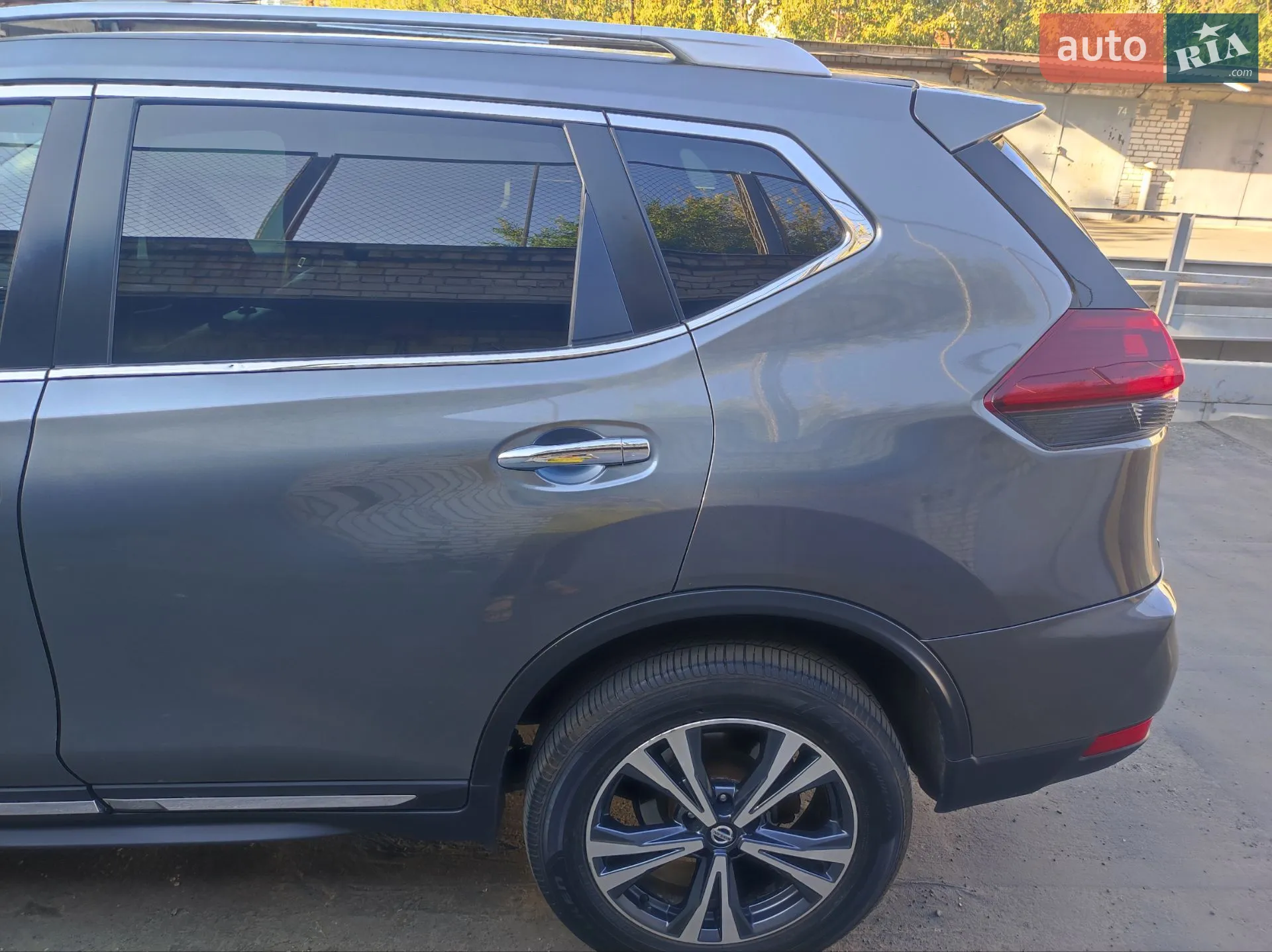2017 Nissan Rogue - мініатюра 4