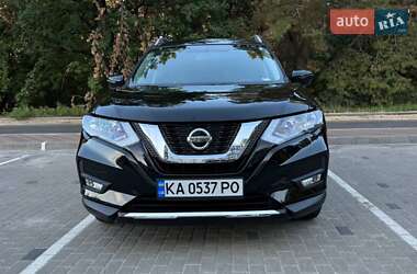Позашляховик / Кросовер Nissan Rogue 2017 в Києві