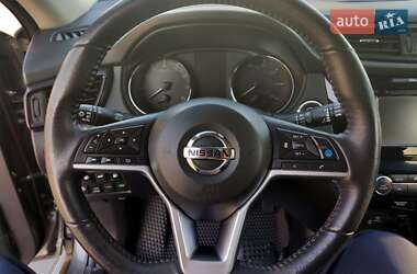 Позашляховик / Кросовер Nissan Rogue 2019 в Чернівцях