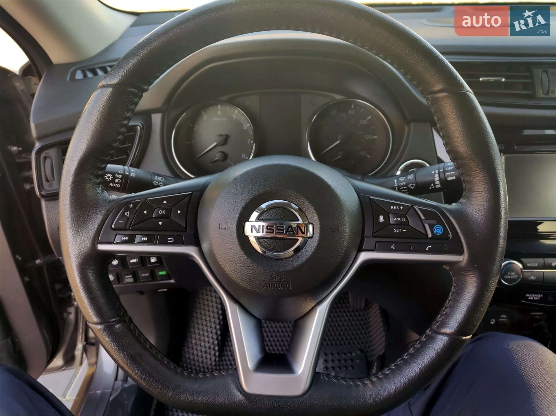 2019 Nissan Rogue - фото 1