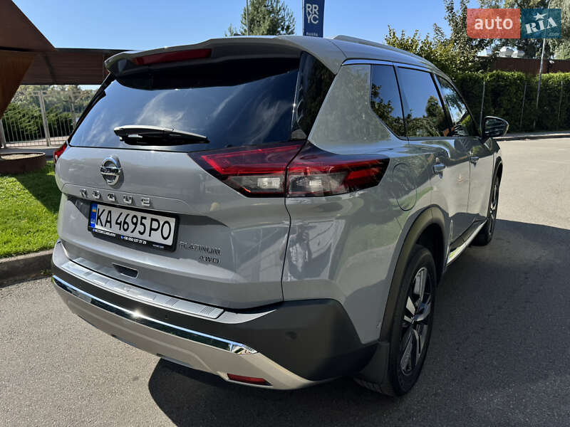 Позашляховик / Кросовер Nissan Rogue 2021 в Києві