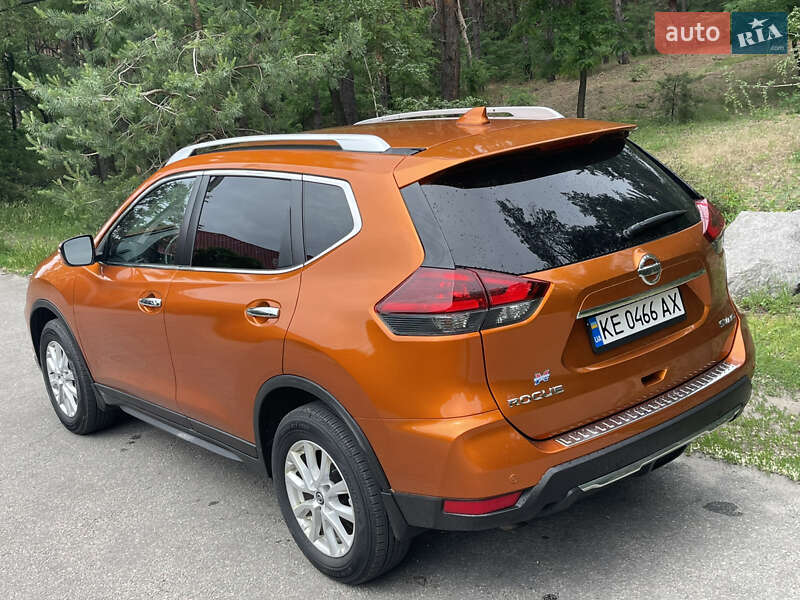 Внедорожник / Кроссовер Nissan Rogue 2019 в Днепре