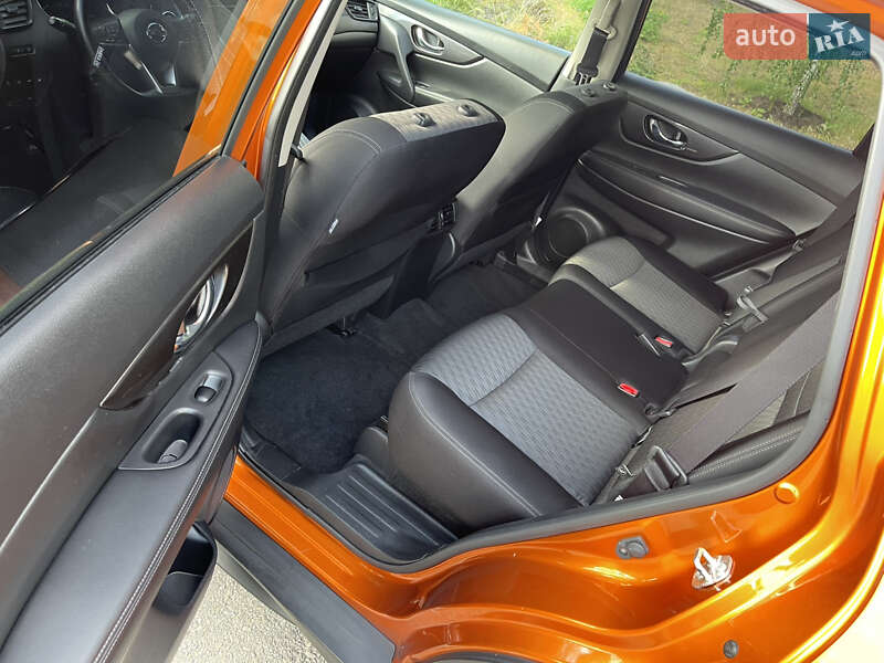 Внедорожник / Кроссовер Nissan Rogue 2019 в Днепре