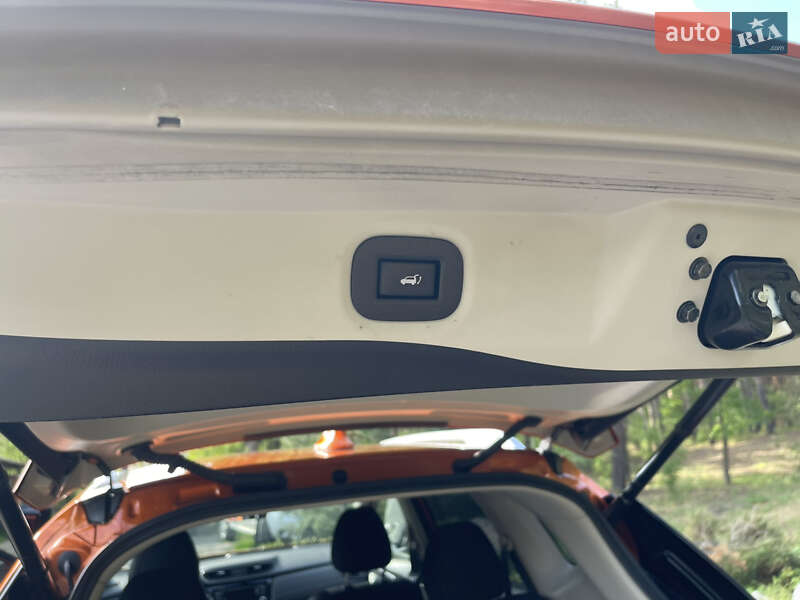 Внедорожник / Кроссовер Nissan Rogue 2019 в Днепре