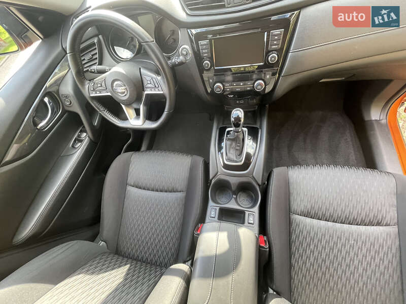 Внедорожник / Кроссовер Nissan Rogue 2019 в Днепре