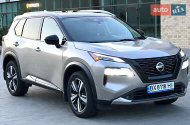 Внедорожник / Кроссовер Nissan Rogue 2021 в Хмельницком