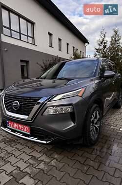 Внедорожник / Кроссовер Nissan Rogue 2021 в Львове