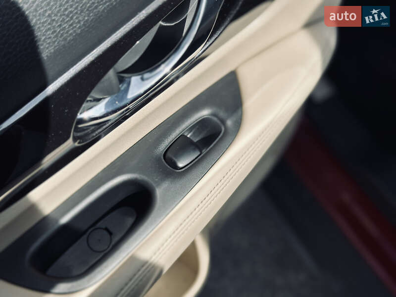 Позашляховик / Кросовер Nissan Rogue 2019 в Кременчуці