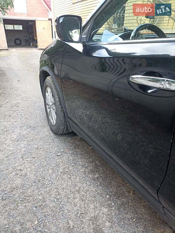 Позашляховик / Кросовер Nissan Rogue 2015 в Костопілі