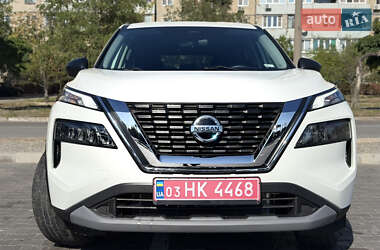 Позашляховик / Кросовер Nissan Rogue 2021 в Кам'янському