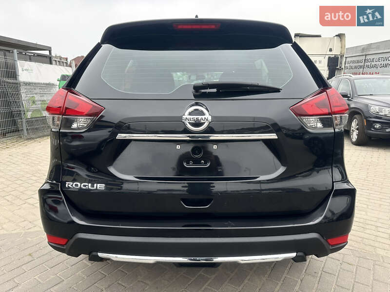 Внедорожник / Кроссовер Nissan Rogue 2017 в Львове