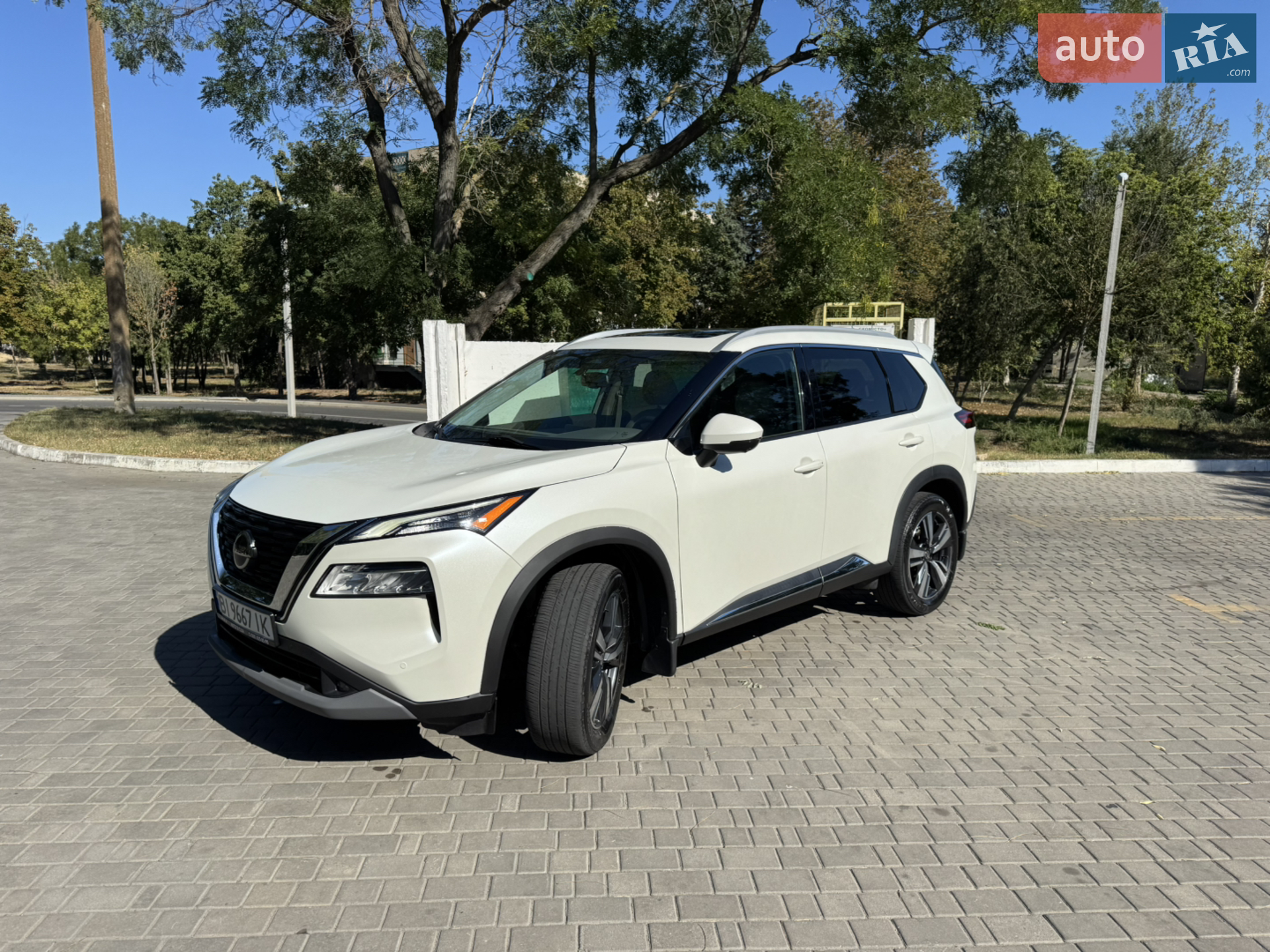 2021 Nissan Rogue - мініатюра 2