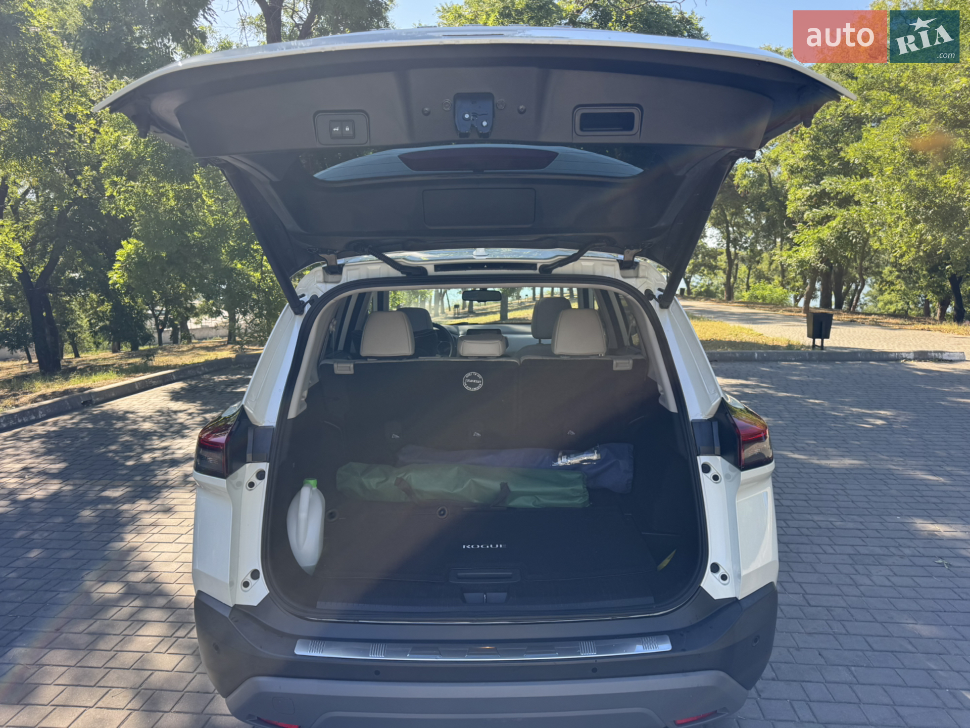 2021 Nissan Rogue - мініатюра 11