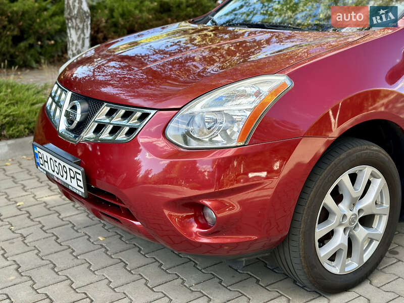 Позашляховик / Кросовер Nissan Rogue 2011 в Одесі