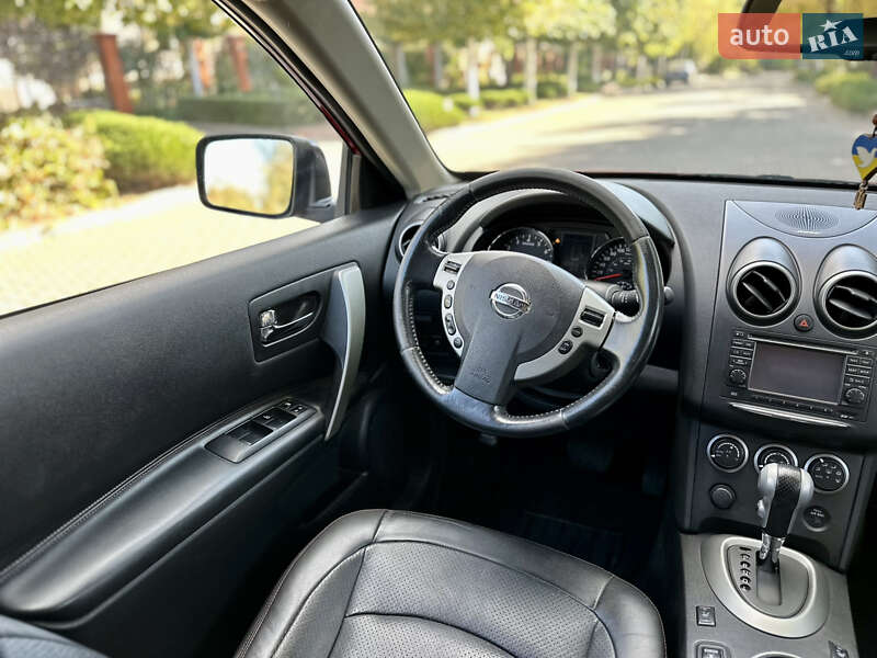 Позашляховик / Кросовер Nissan Rogue 2011 в Одесі