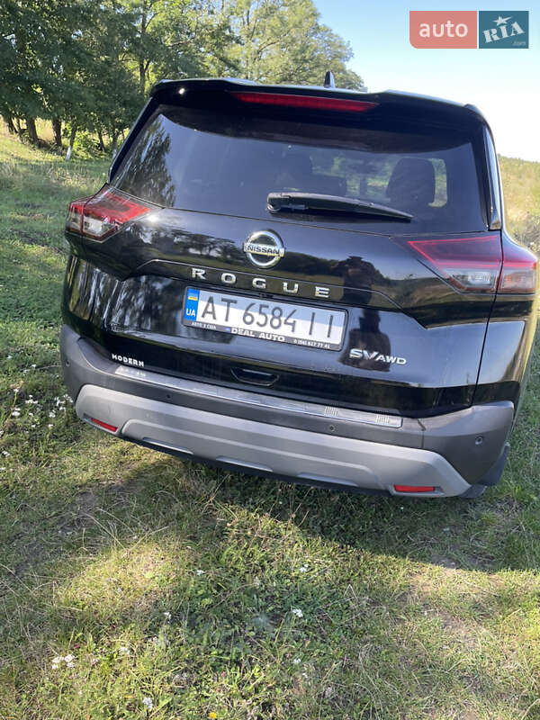 Внедорожник / Кроссовер Nissan Rogue 2021 в Ивано-Франковске