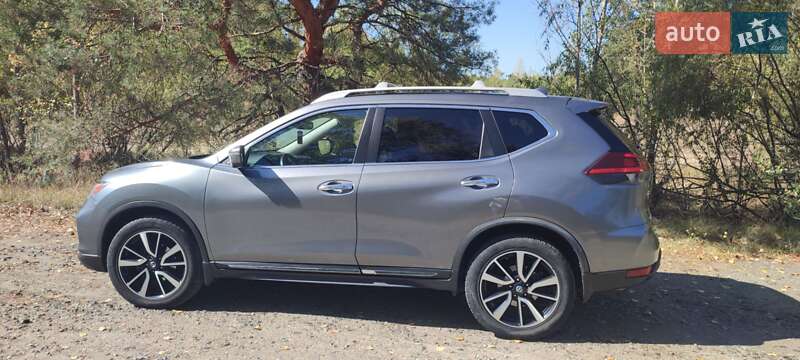 Позашляховик / Кросовер Nissan Rogue 2018 в Павлограді