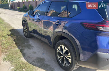 Внедорожник / Кроссовер Nissan Rogue 2021 в 