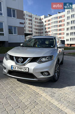 Внедорожник / Кроссовер Nissan Rogue 2014 в Виннице