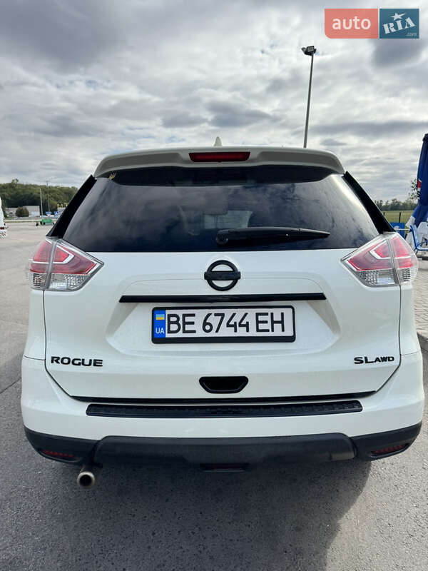 Позашляховик / Кросовер Nissan Rogue 2016 в Первомайську