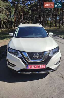 Внедорожник / Кроссовер Nissan Rogue 2018 в Власовке