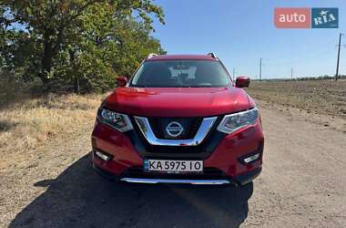 Внедорожник / Кроссовер Nissan Rogue 2017 в Одессе