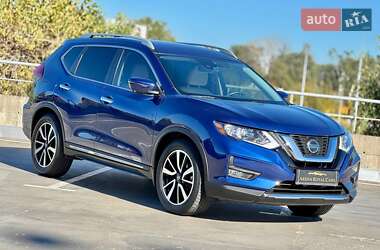 Внедорожник / Кроссовер Nissan Rogue 2019 в Киеве