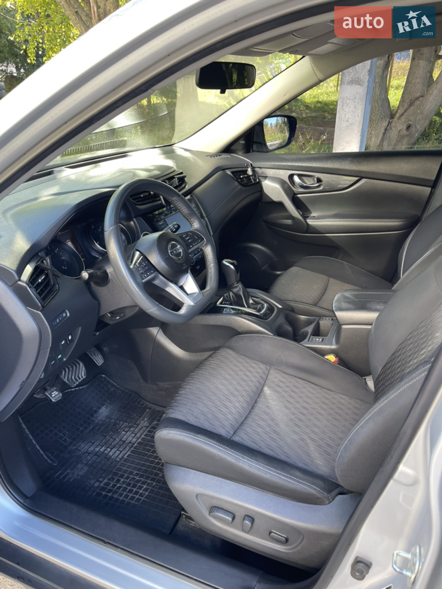 2017 Nissan Rogue - мініатюра 7