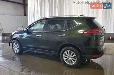 Внедорожник / Кроссовер Nissan Rogue 2018 в 