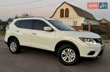 Внедорожник / Кроссовер Nissan Rogue 2015 в Ахтырке