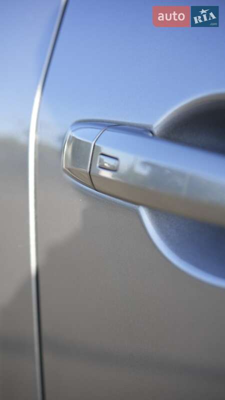 Позашляховик / Кросовер Nissan Rogue 2023 в Дніпрі