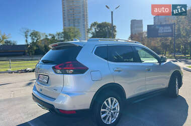 Внедорожник / Кроссовер Nissan Rogue 2018 в 