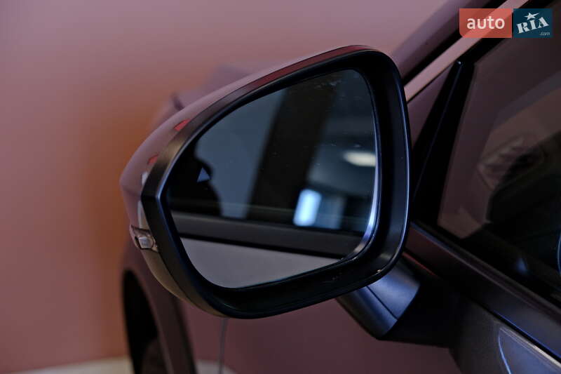 Внедорожник / Кроссовер Nissan Rogue 2023 в Одессе