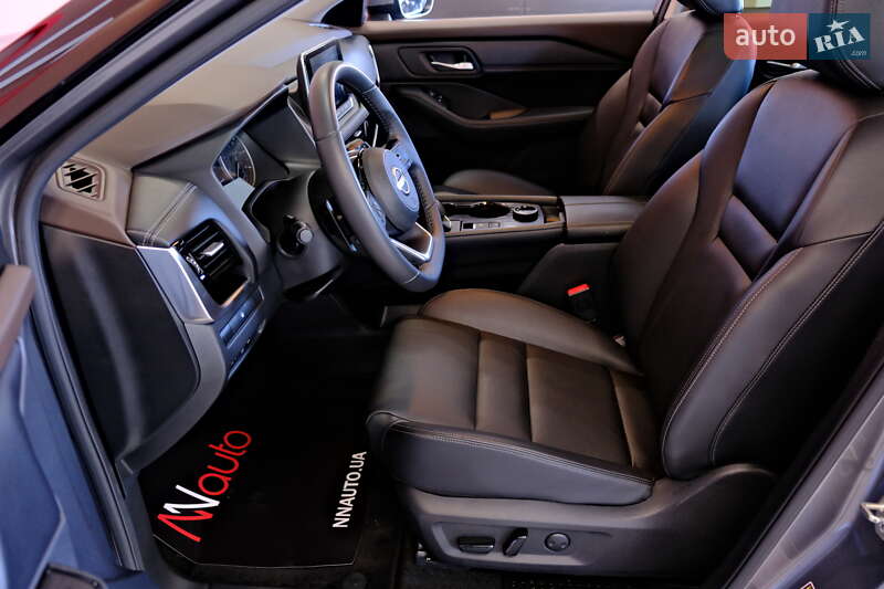 Внедорожник / Кроссовер Nissan Rogue 2023 в Одессе