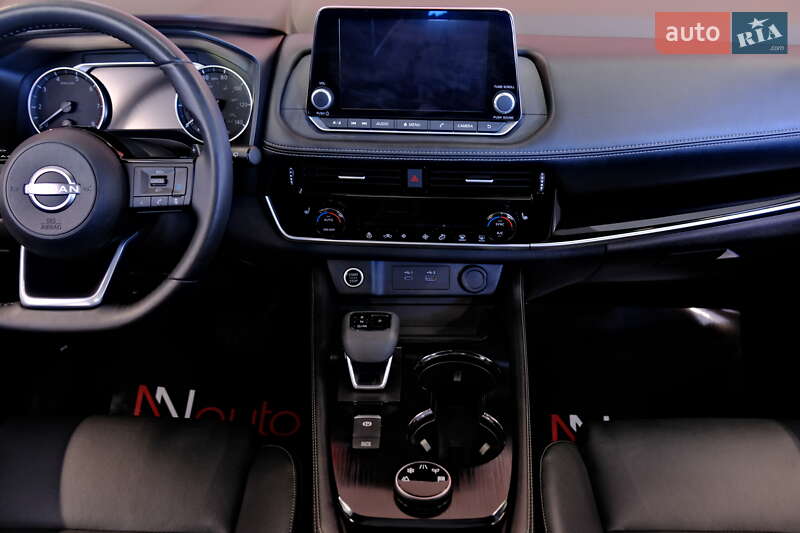 Внедорожник / Кроссовер Nissan Rogue 2023 в Одессе