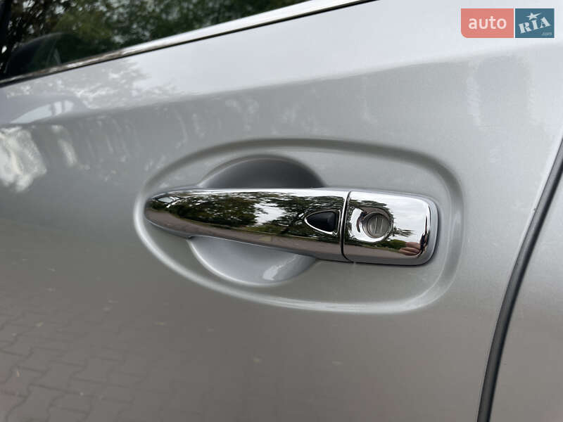 Позашляховик / Кросовер Nissan Rogue 2018 в Миргороді