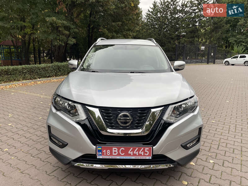 Позашляховик / Кросовер Nissan Rogue 2018 в Миргороді
