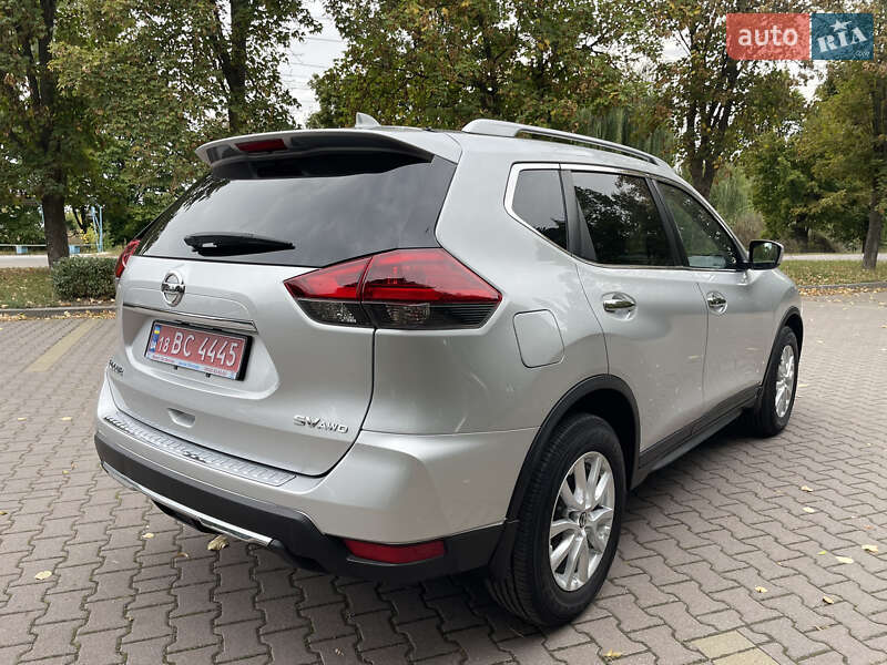 Позашляховик / Кросовер Nissan Rogue 2018 в Миргороді