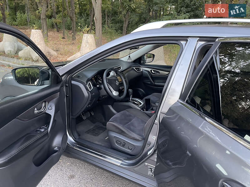 Внедорожник / Кроссовер Nissan Rogue 2015 в Одессе