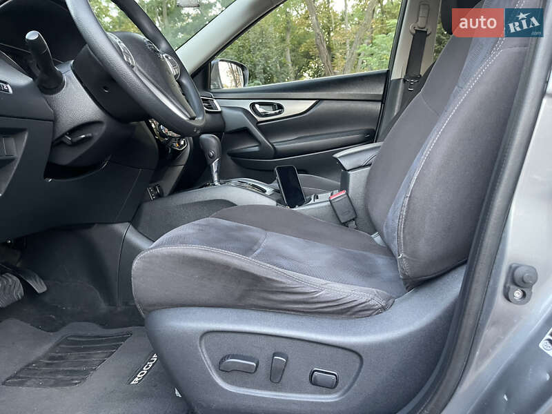 Внедорожник / Кроссовер Nissan Rogue 2015 в Одессе