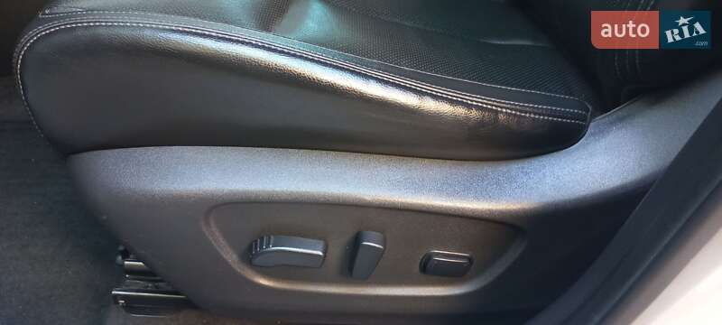 Внедорожник / Кроссовер Nissan Rogue 2018 в Кропивницком