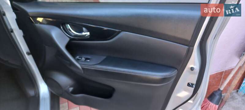 Внедорожник / Кроссовер Nissan Rogue 2018 в Кропивницком