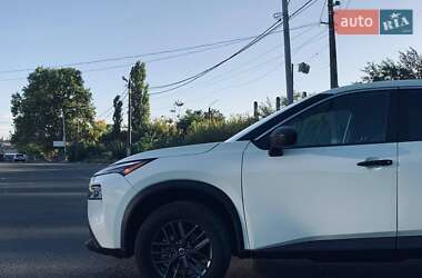 Внедорожник / Кроссовер Nissan Rogue 2021 в 