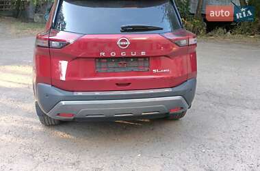 Внедорожник / Кроссовер Nissan Rogue 2022 в 